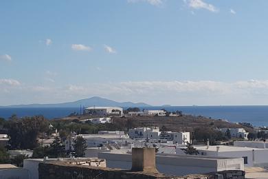 Terrain à la périphérie de Marpissa, vue mer